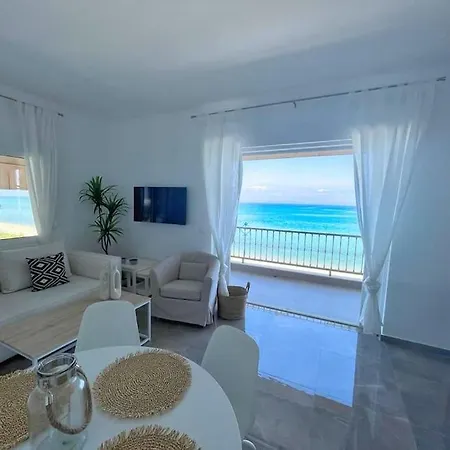 The House - Steps From The Sea *