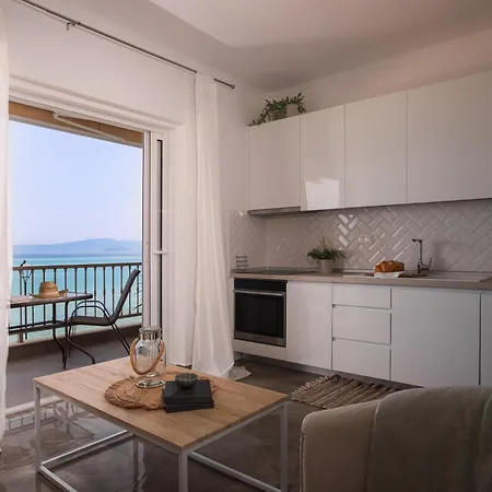The House - Steps From The Sea Appartement *