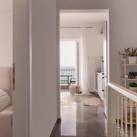 Daire The House - Steps From The Sea Chaniotis